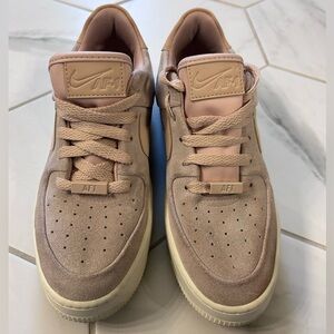 Nike Blush pink Air Force One